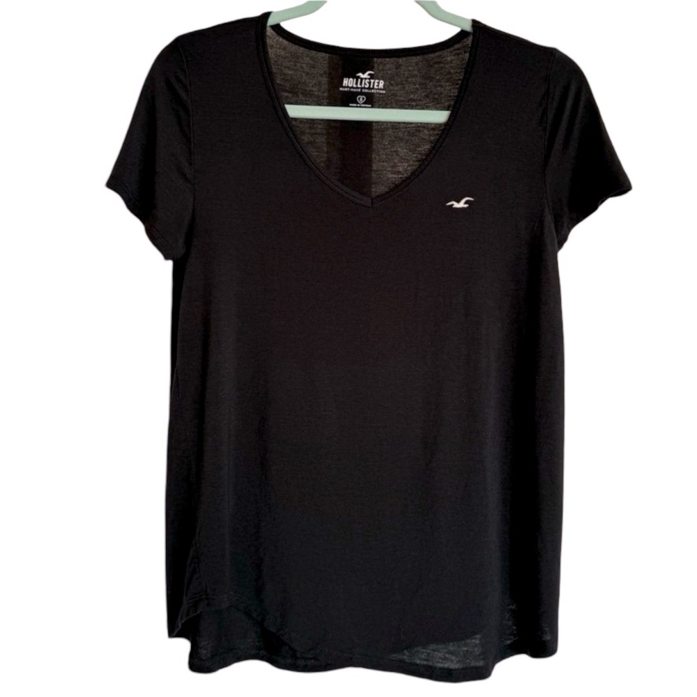 Hollister Must-Have Collection Black Tee Shirt Small